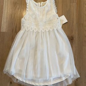 BTWEEN Girls white dress -Size 8